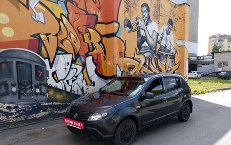 Renault Sandero I, 2010 год, 390 000 рублей, 2 фотография