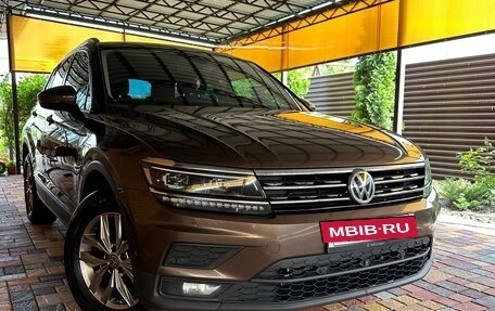 Volkswagen Tiguan II, 2020 год, 2 980 000 рублей, 5 фотография