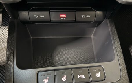 KIA Rio IV, 2021 год, 1 780 000 рублей, 13 фотография