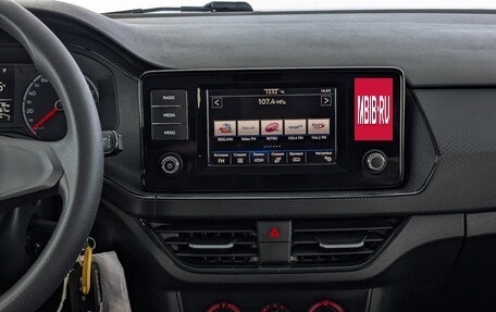 Volkswagen Polo VI (EU Market), 2021 год, 1 675 000 рублей, 17 фотография