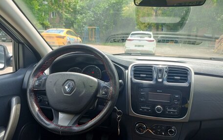 Renault Logan II, 2018 год, 520 000 рублей, 7 фотография