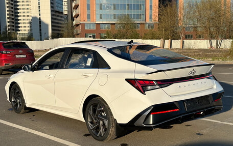 Hyundai Elantra, 2024 год, 2 750 000 рублей, 4 фотография