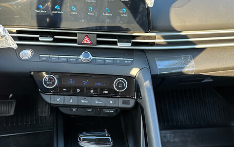Hyundai Elantra, 2024 год, 2 750 000 рублей, 10 фотография
