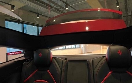 Ferrari GTC4Lusso, 2018 год, 19 300 000 рублей, 10 фотография