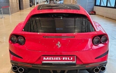 Ferrari GTC4Lusso, 2018 год, 19 300 000 рублей, 6 фотография