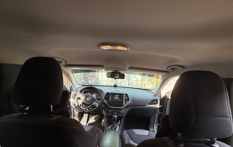 Jeep Cherokee, 2014 год, 1 750 000 рублей, 13 фотография
