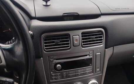 Subaru Forester, 2005 год, 900 000 рублей, 5 фотография