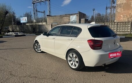 BMW 1 серия, 2011 год, 1 050 000 рублей, 3 фотография