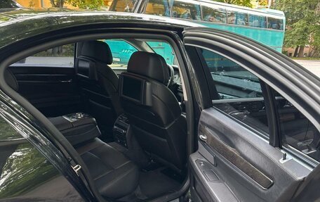 BMW 7 серия, 2012 год, 1 840 000 рублей, 10 фотография