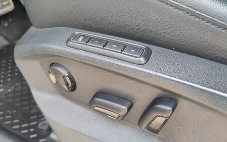 Volkswagen Tiguan II, 2017 год, 2 500 000 рублей, 13 фотография