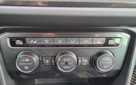Volkswagen Tiguan II, 2017 год, 2 500 000 рублей, 23 фотография