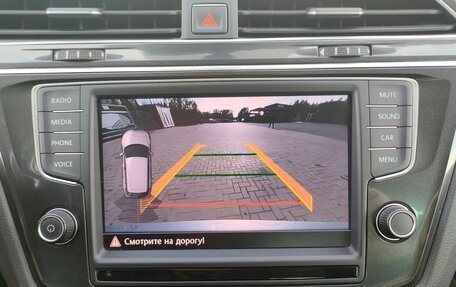Volkswagen Tiguan II, 2017 год, 2 500 000 рублей, 22 фотография