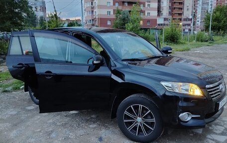 Toyota RAV4, 2012 год, 1 650 000 рублей, 2 фотография