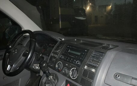 Volkswagen Transporter T5 рестайлинг, 2007 год, 950 000 рублей, 6 фотография