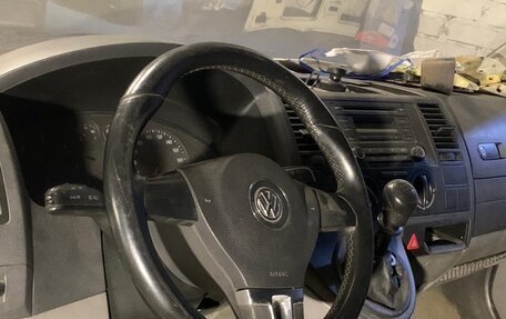 Volkswagen Transporter T5 рестайлинг, 2007 год, 950 000 рублей, 5 фотография