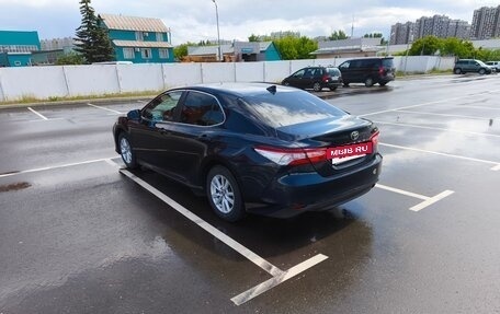 Toyota Camry, 2019 год, 2 500 000 рублей, 8 фотография