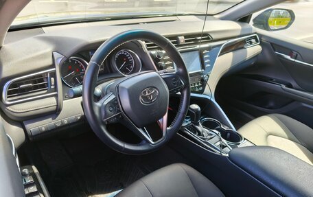 Toyota Camry, 2019 год, 2 500 000 рублей, 9 фотография