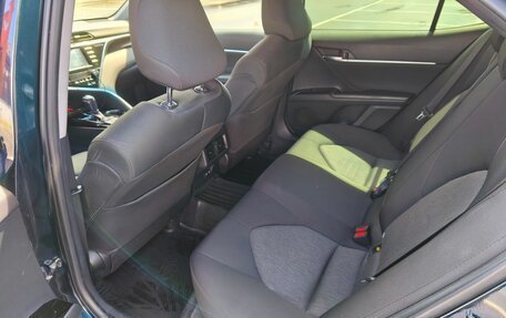 Toyota Camry, 2019 год, 2 500 000 рублей, 11 фотография