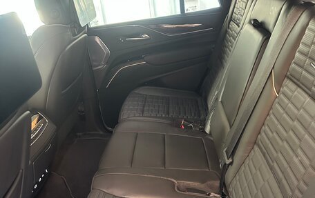 Cadillac Escalade V, 2023 год, 17 000 000 рублей, 9 фотография