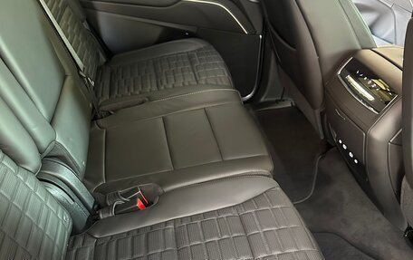 Cadillac Escalade V, 2023 год, 17 000 000 рублей, 10 фотография