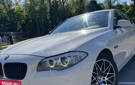 BMW 5 серия, 2013 год, 1 800 000 рублей, 3 фотография