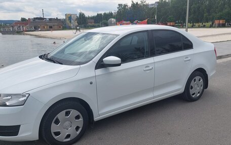 Skoda Rapid I, 2014 год, 1 100 000 рублей, 2 фотография