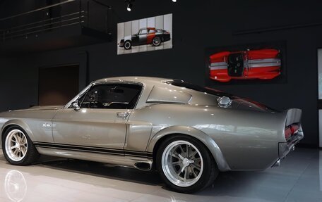 Ford Mustang VI рестайлинг, 1967 год, 40 427 280 рублей, 2 фотография