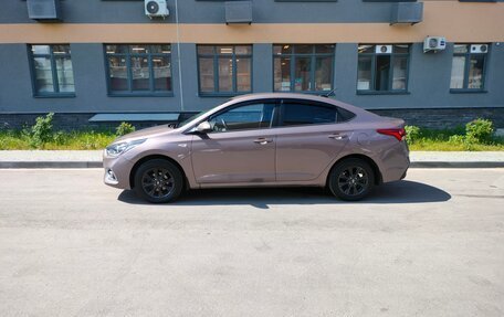 Hyundai Solaris II рестайлинг, 2019 год, 990 000 рублей, 4 фотография