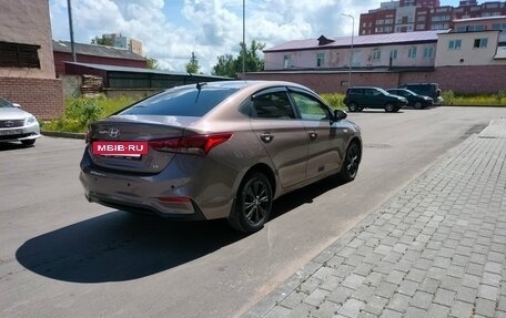 Hyundai Solaris II рестайлинг, 2019 год, 990 000 рублей, 5 фотография