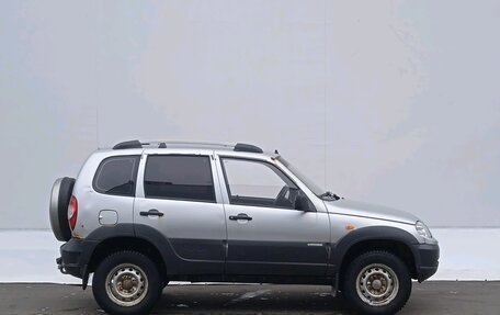 Chevrolet Niva I рестайлинг, 2010 год, 265 000 рублей, 4 фотография