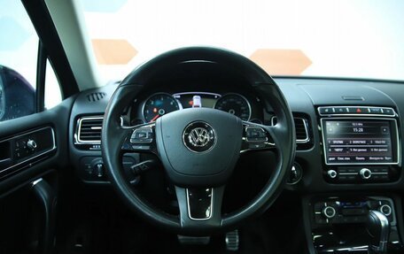 Volkswagen Touareg III, 2017 год, 2 950 000 рублей, 14 фотография