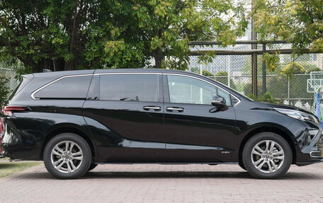 Toyota Sienna, 2025 год, 6 800 077 рублей, 6 фотография