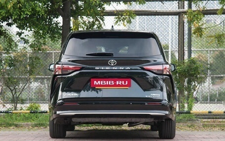 Toyota Sienna, 2025 год, 6 800 077 рублей, 7 фотография