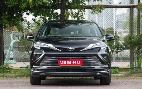 Toyota Sienna, 2025 год, 6 800 077 рублей, 3 фотография