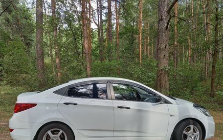 Hyundai Solaris II рестайлинг, 2013 год, 790 000 рублей, 1 фотография