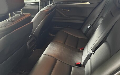 BMW 5 серия, 2015 год, 1 990 000 рублей, 8 фотография