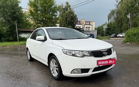 KIA Cerato III, 2011 год, 800 000 рублей, 4 фотография