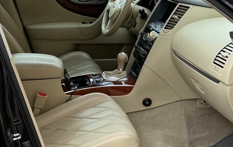 Infiniti FX II, 2011 год, 2 600 000 рублей, 20 фотография