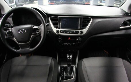 Hyundai Solaris II рестайлинг, 2017 год, 1 449 000 рублей, 6 фотография