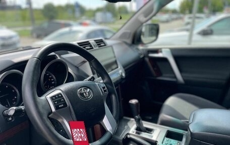 Toyota Land Cruiser Prado 150 рестайлинг 2, 2017 год, 3 199 000 рублей, 10 фотография