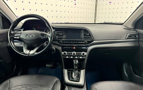 Hyundai Elantra VI рестайлинг, 2019 год, 1 420 000 рублей, 13 фотография
