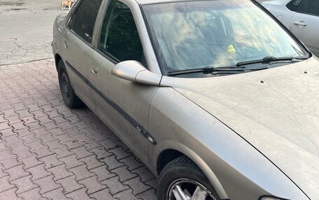Opel Vectra B рестайлинг, 1998 год, 150 000 рублей, 5 фотография