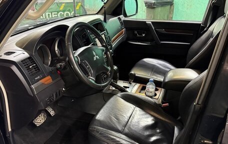 Mitsubishi Pajero IV, 2008 год, 1 550 000 рублей, 13 фотография
