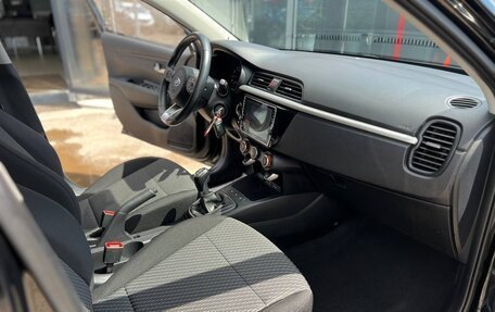 KIA Rio IV, 2017 год, 1 049 000 рублей, 20 фотография