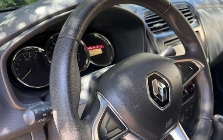 Renault Logan II, 2018 год, 630 000 рублей, 9 фотография