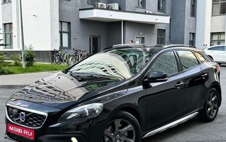 Volvo V40 Cross Country I, 2015 год, 2 690 000 рублей, 1 фотография