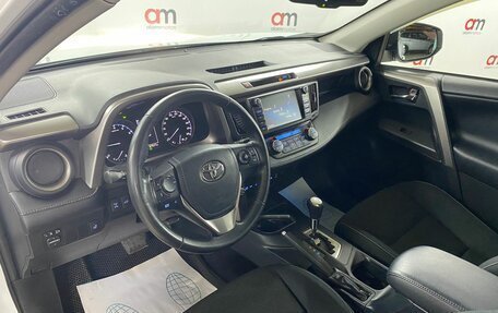 Toyota RAV4, 2018 год, 2 399 000 рублей, 10 фотография