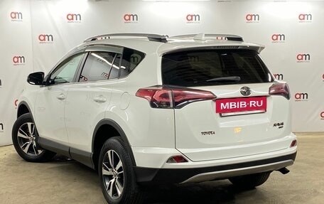 Toyota RAV4, 2018 год, 2 399 000 рублей, 6 фотография