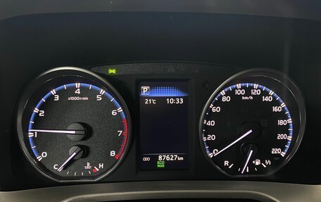 Toyota RAV4, 2018 год, 2 399 000 рублей, 14 фотография