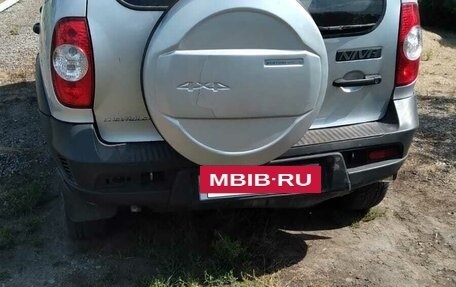 Chevrolet Niva I рестайлинг, 2010 год, 400 000 рублей, 3 фотография
